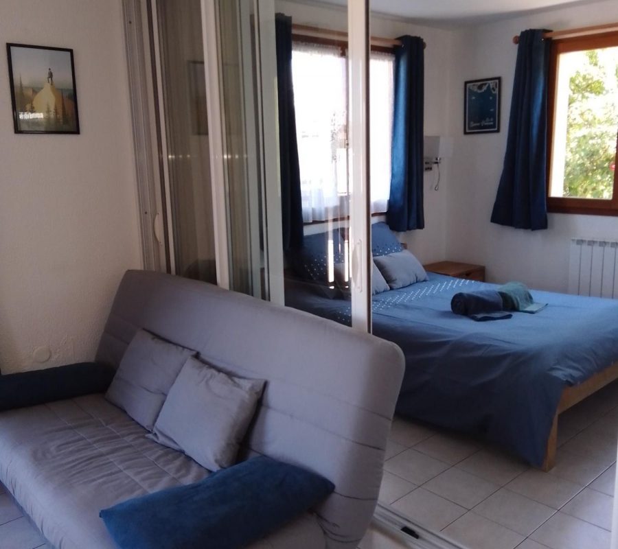 5273c4b6b15f8dc31de2431f55ec2f1de83da125